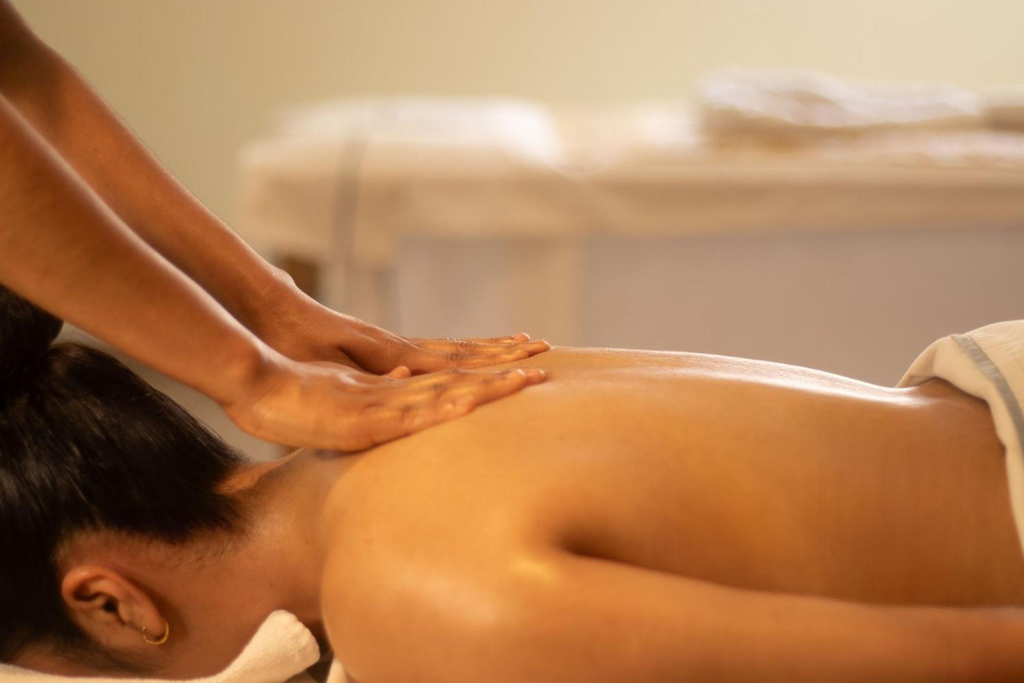 Fiesta Americana Hacienda Ixtapan De La Sal Kültér fotó Ayurvedic massage