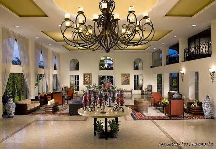 Fiesta Americana Hacienda Ixtapan De La Sal Kültér fotó Lobby