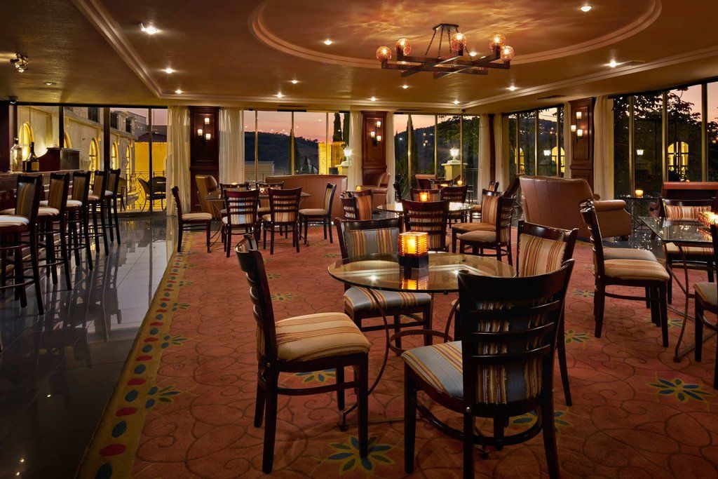 Fiesta Americana Hacienda Ixtapan De La Sal Kültér fotó The lobby lounge at the Sheraton Club