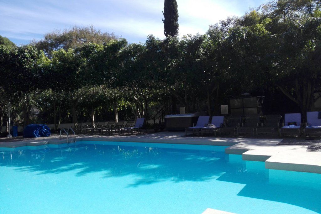Fiesta Americana Hacienda Ixtapan De La Sal Kültér fotó The swimming pool at the hotel